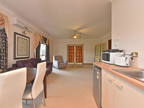 Wine Country Homestead 1br Studio - New Castle Holiday 2