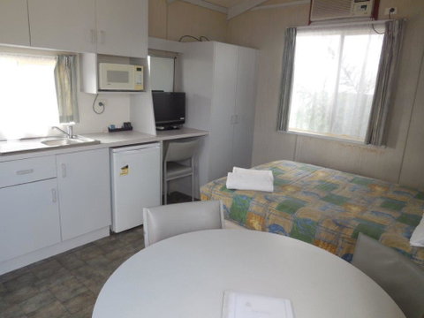 Wodonga Caravan & Cabin Park - New Castle Holiday 2