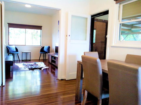 Wombat Cottage Albury - New Castle Holiday 3