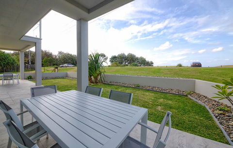 Woolgoolga By The Sea - New Castle Holiday 1