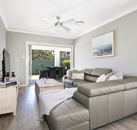 Wowly Waters - Pet Friendly - 1 Min Walk to Beach - New Castle Holiday