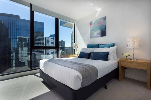 Wyndel Apartments - Southbank Views - New Castle Holiday 1