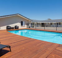 Wynnum Anchor Motel - New Castle Holiday
