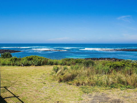 WYTONIA 1 - New Castle Holiday 1