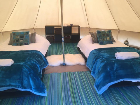 Yanada - New Castle Holiday 2