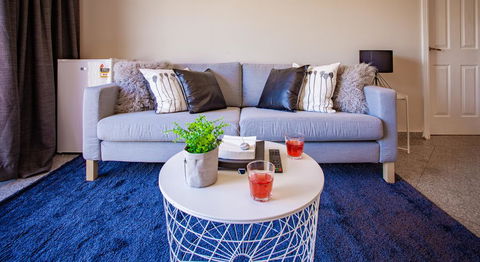 Your Home Here In Sydney - New Castle Holiday 2