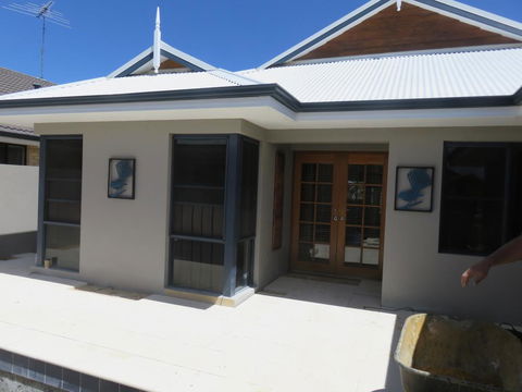 Yunderup Canal Getaway - New Castle Holiday 1