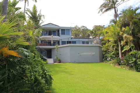 Zaffiro Beach House - New Castle Holiday 0