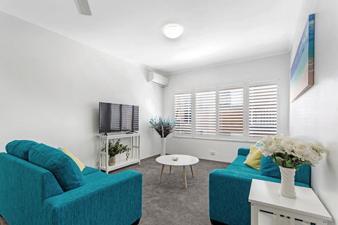 Zenith Unit 7 - Shoal Bay - New Castle Holiday 2