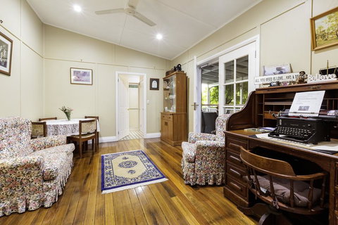 Tara-Lee - New Castle Holiday 2