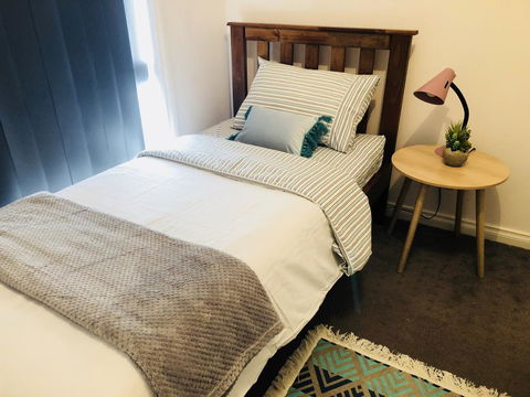 Haven Family& Dog Freindly , Close To Hospital, Airport, Bunnings - New Castle Holiday 0