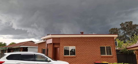 2 Bedroom Modern Home At 61A Glenn St Dean Park NSW - New Castle Holiday 0