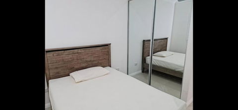 2 Bedroom Modern Home At 61A Glenn St Dean Park NSW - New Castle Holiday 1