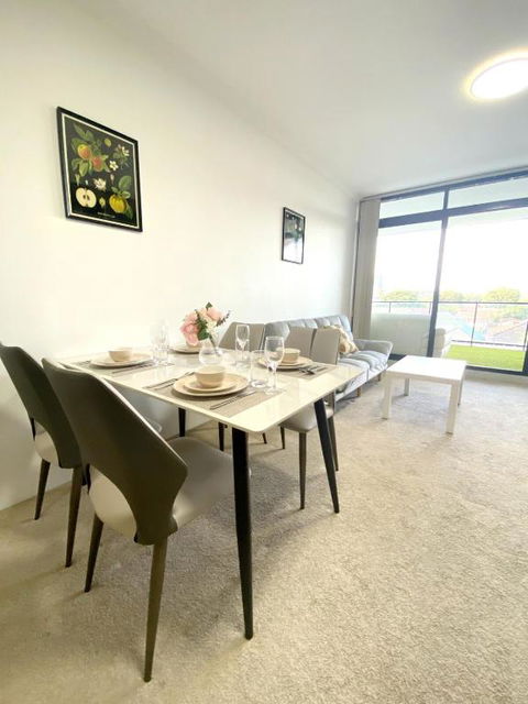 A Cozy 2B2B Apartment Near Airport & Train Station - New Castle Holiday 1