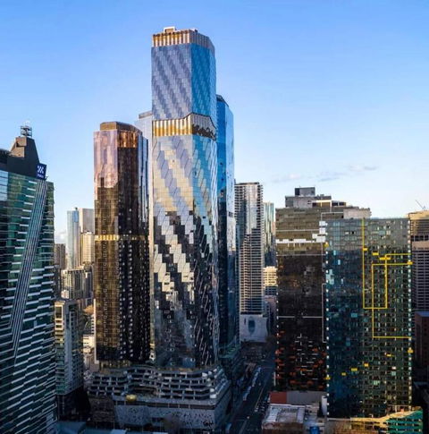 A Lux 2BR Apt Next To Southern Cross City Views - New Castle Holiday 0