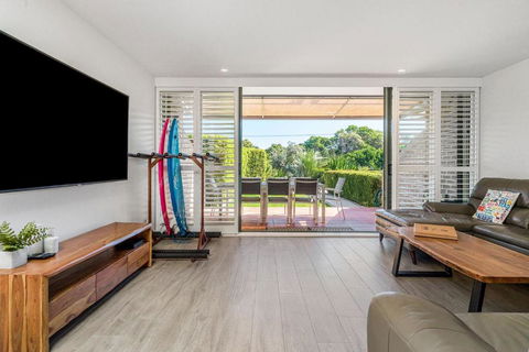 A Perfect Stay - 4 James Cook Apartments - New Castle Holiday 2
