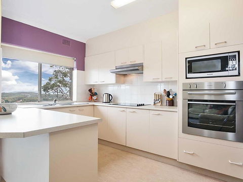 Adriana 9 Fabulous Views And Aircon - New Castle Holiday 3