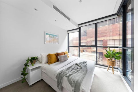 A Chic & Comfy 2BR Apt Near Federation Square - New Castle Holiday 0