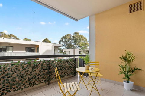 A Comfy & Cozy 2BR Apt Near Flemington Races - New Castle Holiday 0