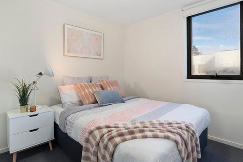 A Comfy & Cozy 2BR Apt Near Flemington Races - New Castle Holiday 3