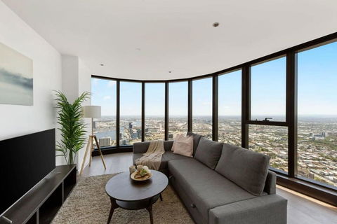 A Cozy 3BR Apt With Panoramic Views FREE Parking - New Castle Holiday 1