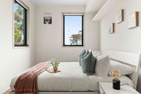 A Cozy & Modern Apt Near To Flemington Races - New Castle Holiday 1