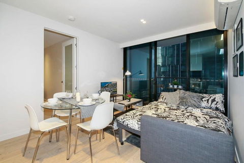 A Cozy & Stylish 2BR Suite In Melbourne CBD - New Castle Holiday 2