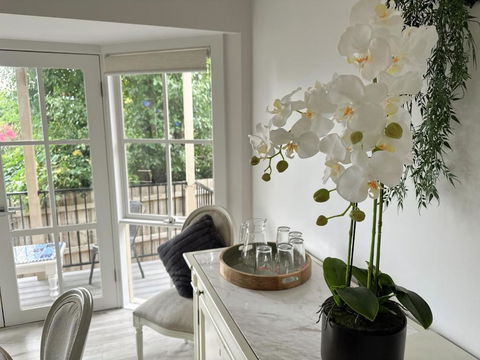 A Gem Hidden In Middle Camberwell - New Castle Holiday 2