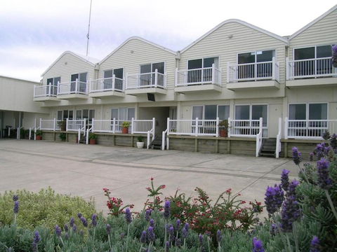 A Great Ocean View Motel - New Castle Holiday 0
