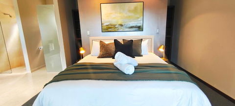A La Plage Beach House - New Castle Holiday 1