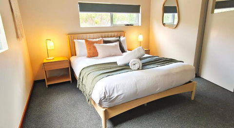 A La Plage Beach House - New Castle Holiday 3