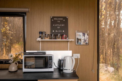 A Little Bit Of Bliss By Tiny Away - New Castle Holiday 3