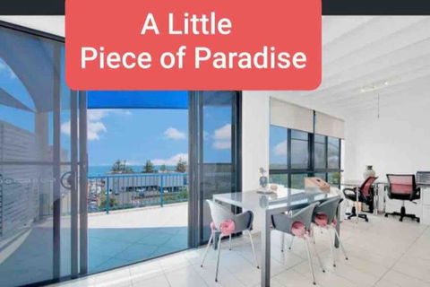 A Little Piece Of Paradise - New Castle Holiday 0
