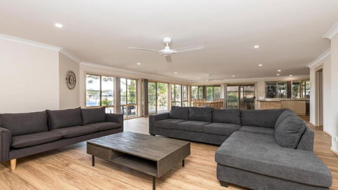 A Mariners Cove Yamba - New Castle Holiday 3