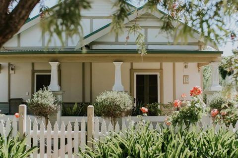 A Market Place Mudgee - New Castle Holiday 0