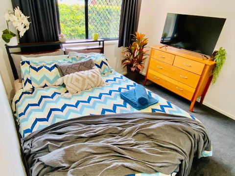 A Peaceful Private Home Away From Home In Pacific Pines - New Castle Holiday 1