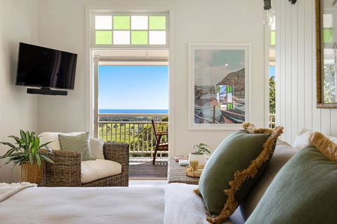 A Perfect Stay - Coolamon Studio - New Castle Holiday 2