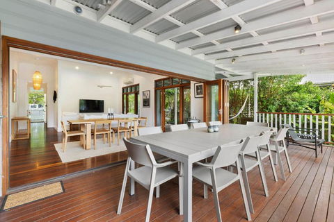 A Perfect Stay - Margaret - New Castle Holiday 2