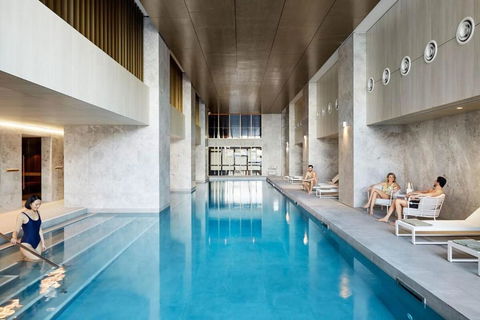 A Spacious & Lux Apt For 5 Next To Southern Cross - New Castle Holiday 2