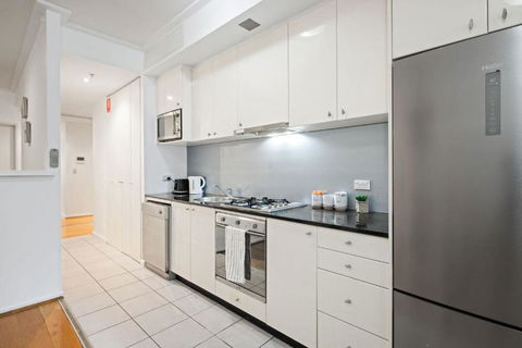 A Stylish Studio For 6 Next To Darling Harbour - New Castle Holiday 4