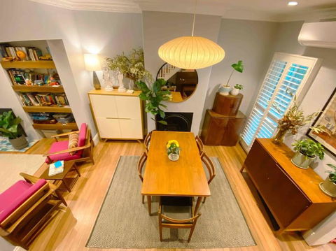 A Timeless Terrace House Of Elegance And Style - New Castle Holiday 0