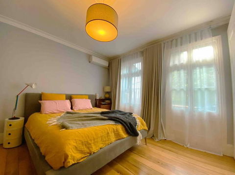 A Timeless Terrace House Of Elegance And Style - New Castle Holiday 2
