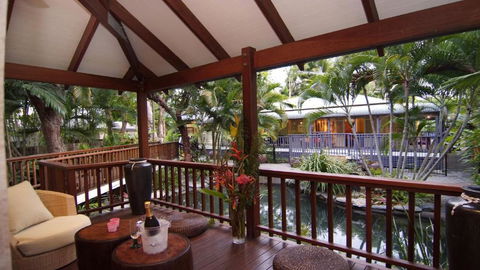 A Tropical Treat - Sea Level Port Douglas - New Castle Holiday 1