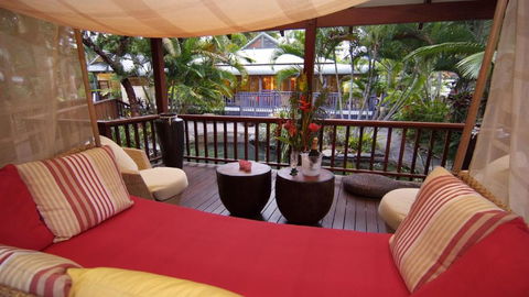 A Tropical Treat - Sea Level Port Douglas - New Castle Holiday 2