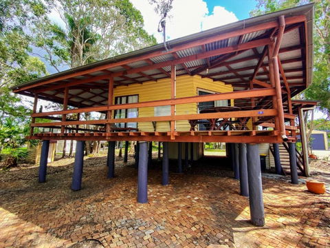 A Yearenda - Water Views -3BR - Steps To The Beach - New Castle Holiday 3