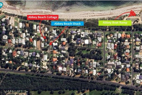 Abbey Beach Cottage - New Castle Holiday 3