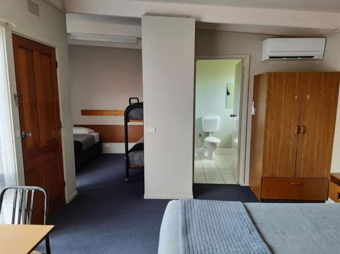 Abbotswood Motor Inn - New Castle Holiday 1