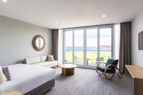 Abode Malua Bay - New Castle Holiday 1
