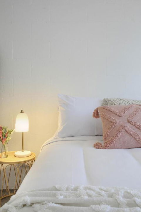 Abode Mooloolaba, Backpackers & Motel Rooms - New Castle Holiday 4