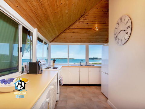Absolute Beachfront 3BR 2BA Home W/ Beach Track - New Castle Holiday 4